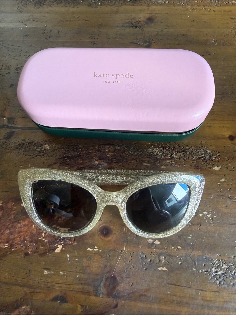 Title: Kate Spade LABRENDA/O/S Gold Sparkle Glitter Cat Eye Sunglasses with Case